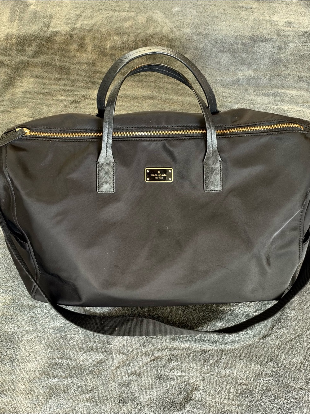 Kate Spade New York Large Black Nylon Weekender Travel Bag S362